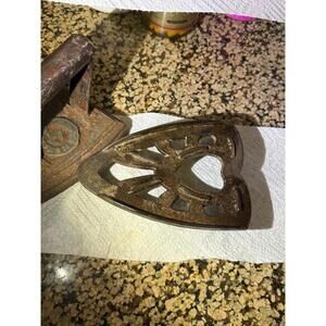 Antique Cast Iron Sad Iron – Matthew Swain Ltd, Manchester (c. 1870–1900)